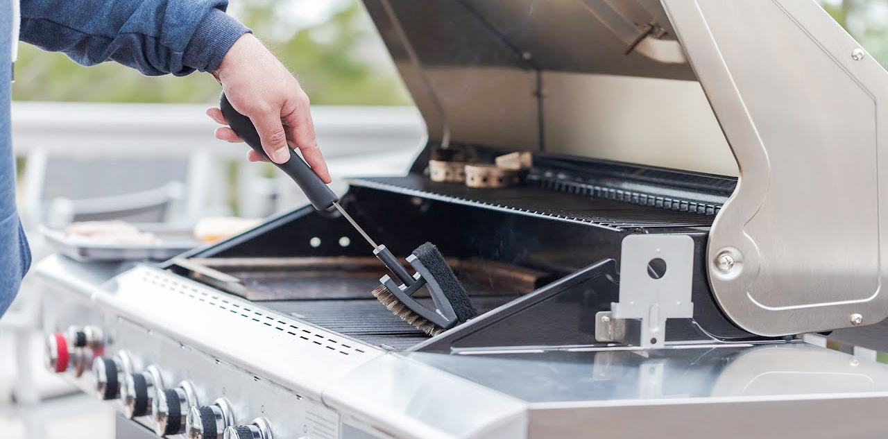 BBQ Grill Cleaning Tips from Our Expert Cleaners