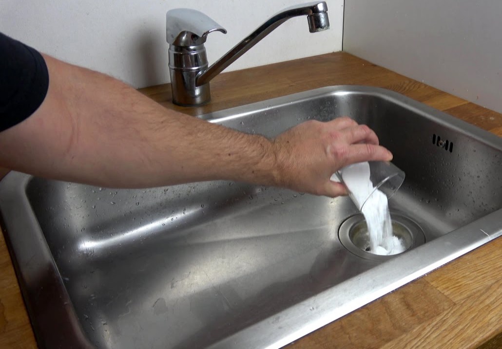 clean kitchen sink service