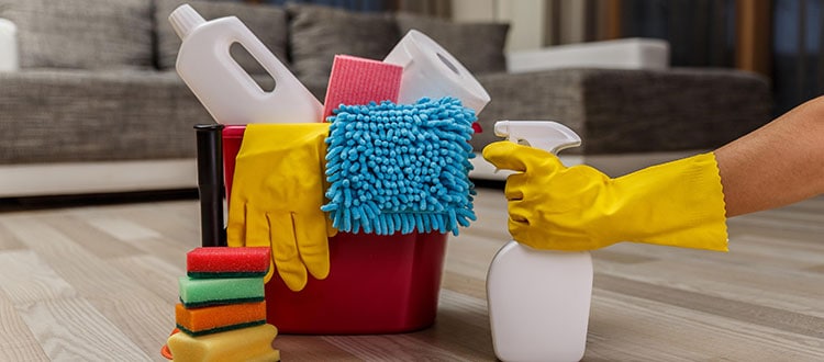 How to select the best end of lease cleaning service?